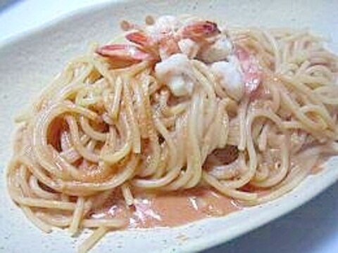 甘エビを捌いたら是非。海老トマトクリームパスタ